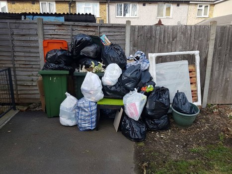 Customer support for home clearance in Archway