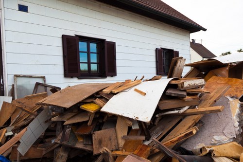 Commercial waste removal services for businesses in Archway